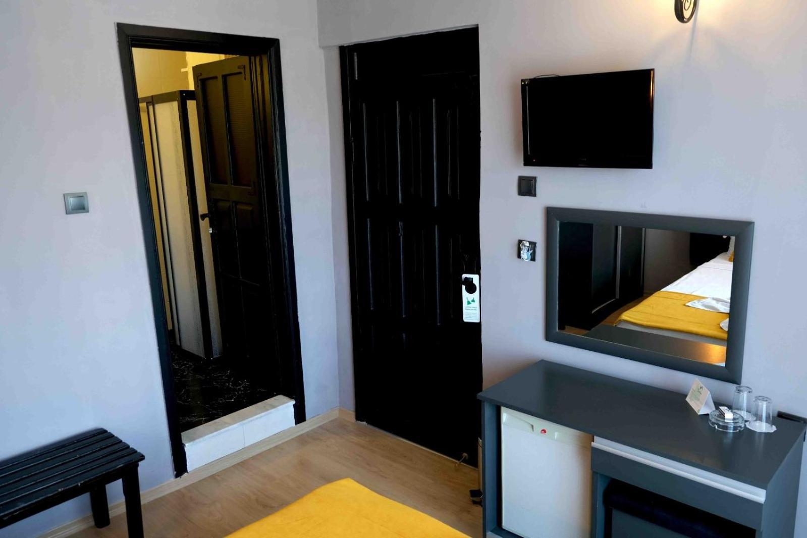 Yasemin Hotel Фетие Екстериор снимка