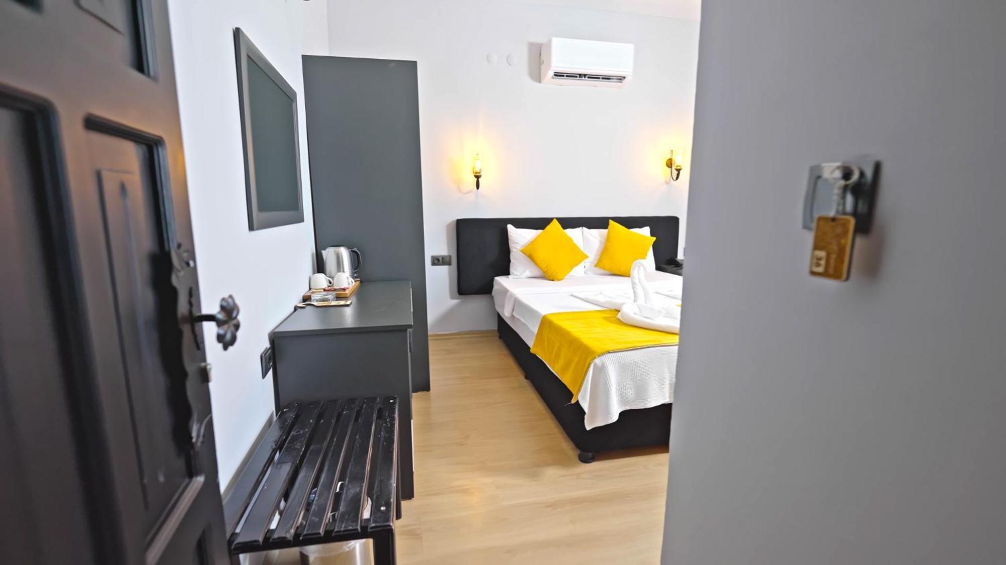Yasemin Hotel Фетие Екстериор снимка
