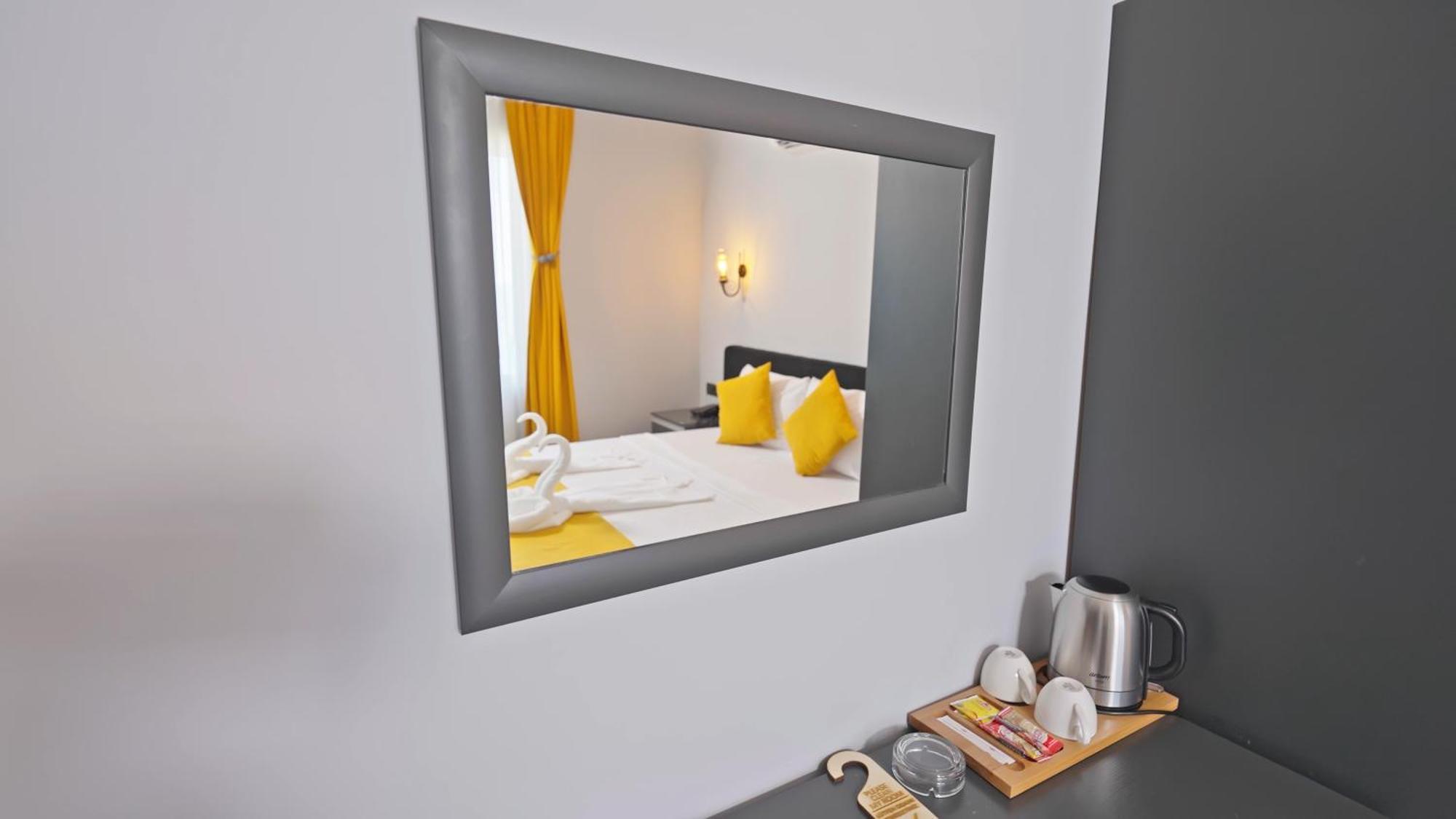 Yasemin Hotel Фетие Екстериор снимка