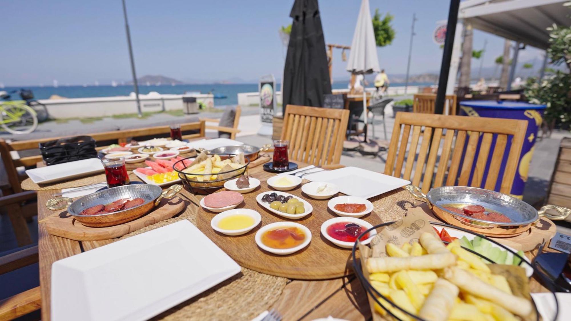 Yasemin Hotel Фетие Екстериор снимка
