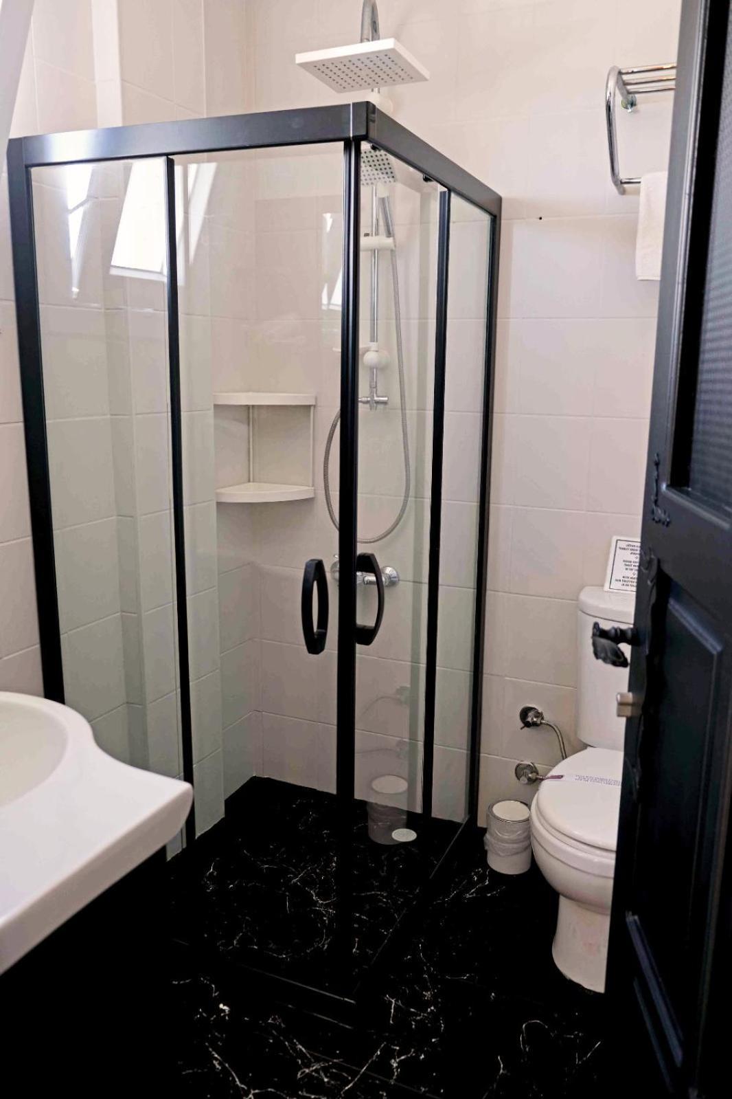 Yasemin Hotel Фетие Екстериор снимка