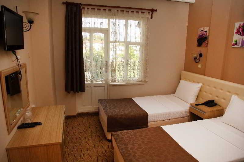 Yasemin Hotel Фетие Екстериор снимка